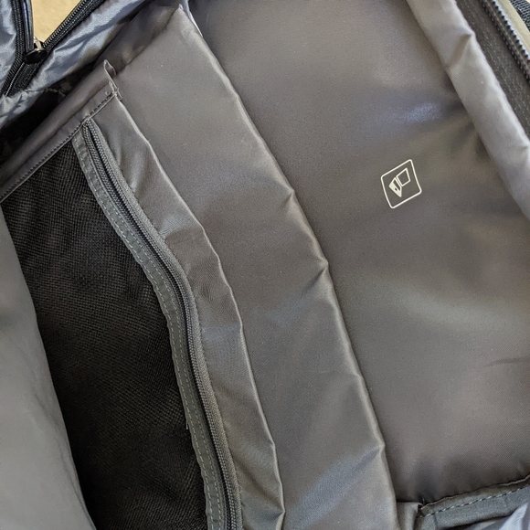 Samsonite Tectonic Backpack - Picture 6 of 7